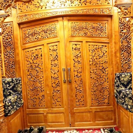 Umbrella Group Of House Boat Hotel Srinagar  Exterior photo